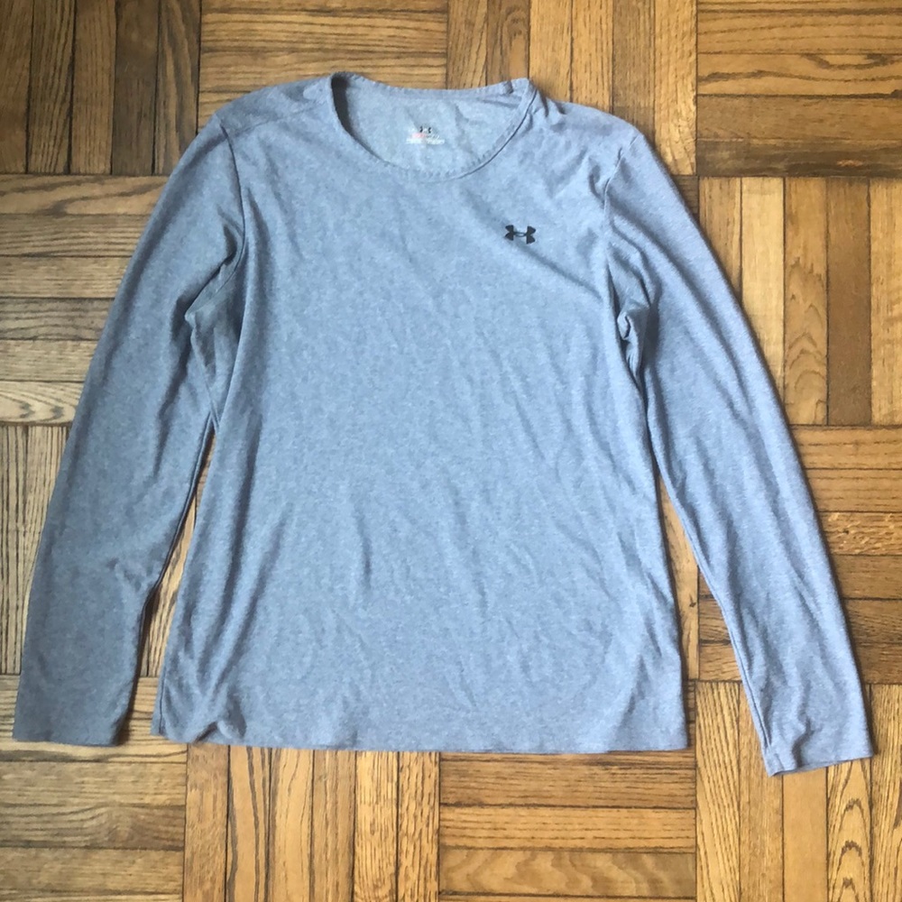 Under Armour Heat Gear Gray Long-Sleeves Shirt, Size M